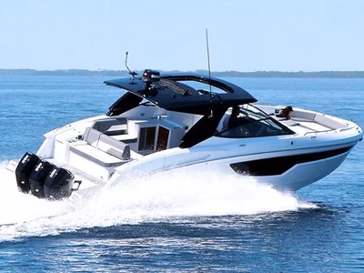 2020 Cruisers Yachts 38 GLS