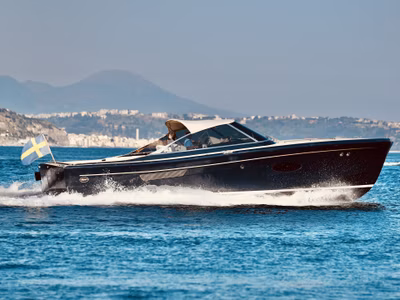 2013 Camper and Nicholsons Endeavour 42 