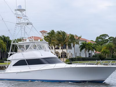 2005 Viking Yacht 61 Convertible