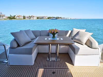 2021 Fairline Squadron 68 