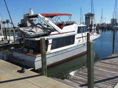 1991 Bayliner 4588