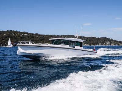 2023 Axopar 37 XC Cross Cabin 