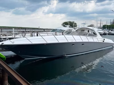 2006 Fountain Powerboats 48 Express Cruiser