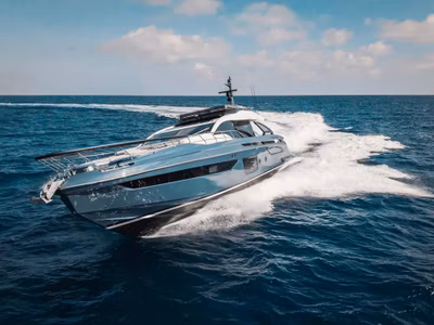 2025 Azimut S8 