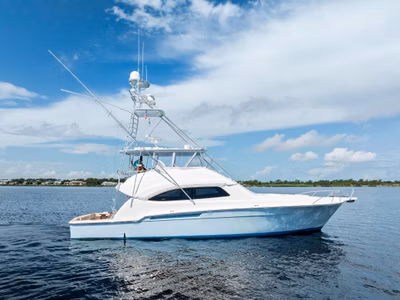 2004 Bertram Convertible 570