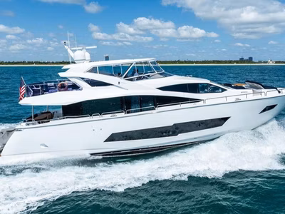 2019 Sunseeker 86 Yacht