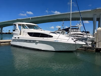 2005 Sea Ray 390 Motor Yacht