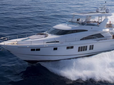2015 Fairline Squadron 78 