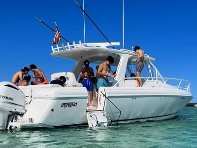 2008 Intrepid Powerboats 390 Sport Yacht 