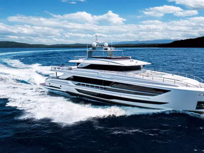 2026 Horizon FD110 Tri-deck 
