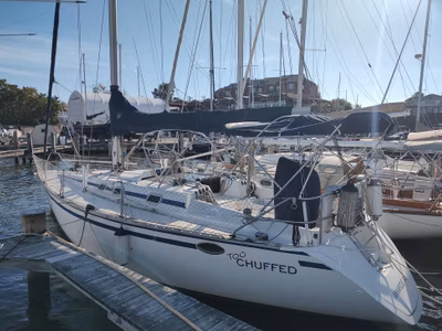 1987 Hunter 37 Legend 