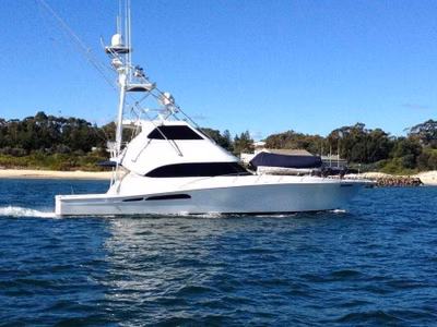 2004 Riviera 58 Enclosed Flybridge 