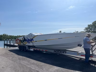 2000 Cigarette Racing 38' Top Gun