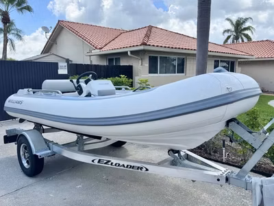 2025 Williams Jet Tenders SportJet 395