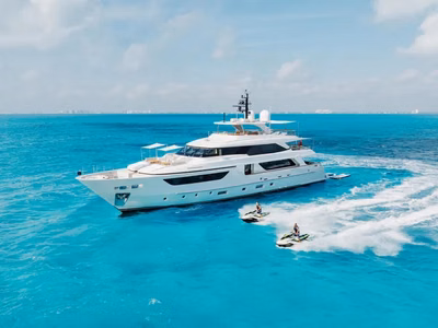 2016 Sanlorenzo SD126 