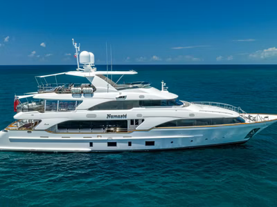 2013 Benetti Classic 121 