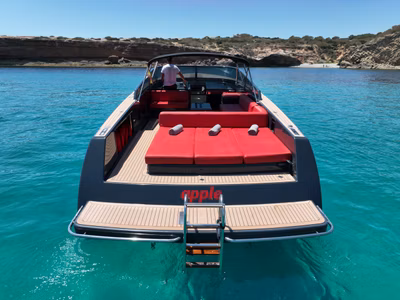 2011 VanDutch Yachts 40 