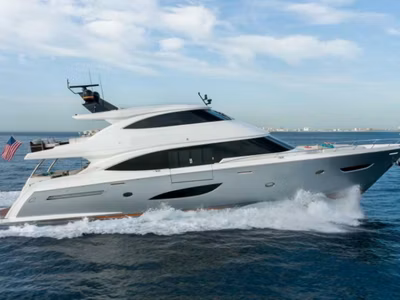 2018 Viking Yacht 93 