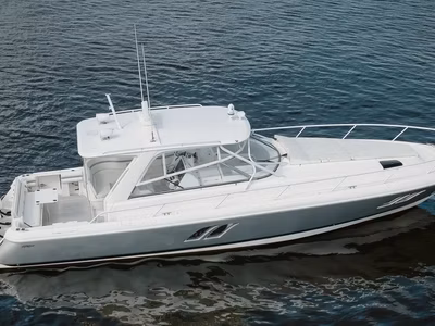 2018 Intrepid Powerboats 475 Sport Yacht