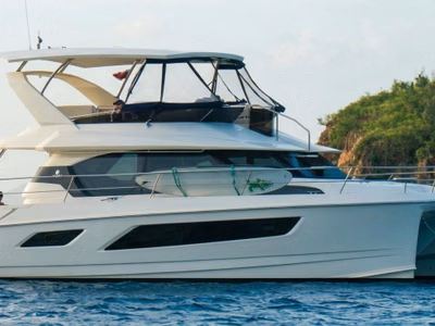 2020 Aquila 44 Yacht
