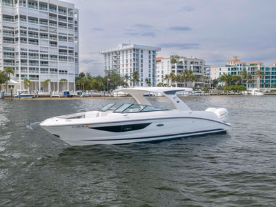 2023 Sea Ray SLX 350 Outboard 