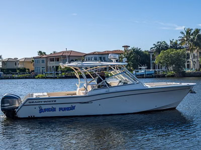 2017 Grady-White Boats Freedom 307
