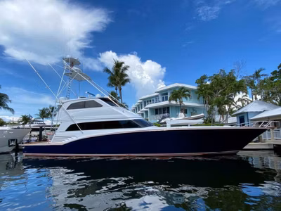 2005 Sea Force IX 82' Enclosed Flybridge 