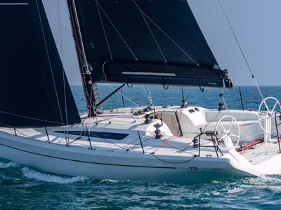 2025 Italia Yachts 11.98 Bellissima 