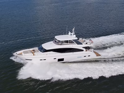 2019 Princess Yachts Y88