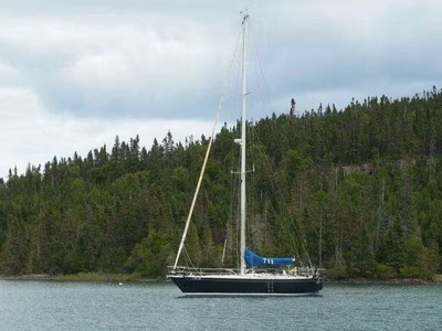 1976 Palmer Johnson 42'