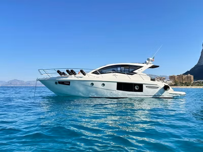2014 Cranchi M44 HT 