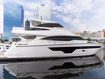 2026 Johnson Yachts 70