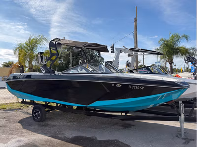 2018 Nautique Super Air G25