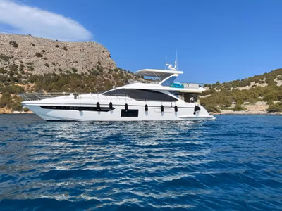2021 Azimut Fly 72