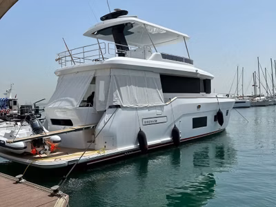 2022 Sirena 58 
