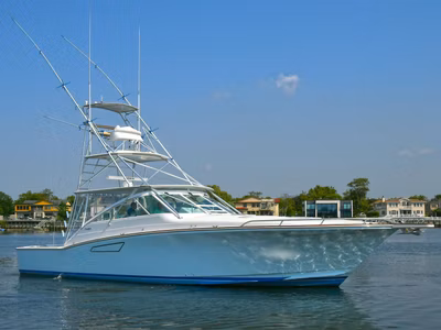 1999 CABO 45 Express 