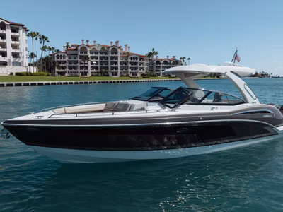 2018 Formula Boats 350 Crossover Bowrider