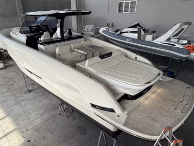 2022 Solaris Power 44 Open 