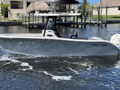 2020 Sea Pro 259 Center Console 