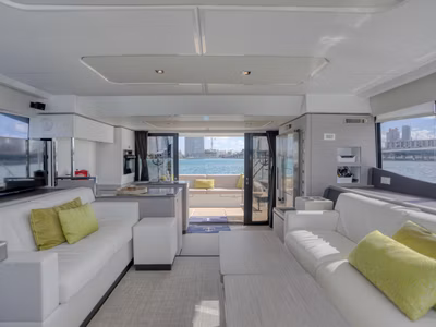 2022 Fountaine Pajot MY.6