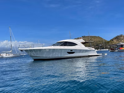 2008 Riviera 4400 SPORT YACHT 