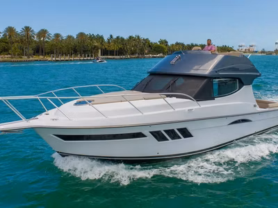 2019 Silverton 410 Sport Bridge
