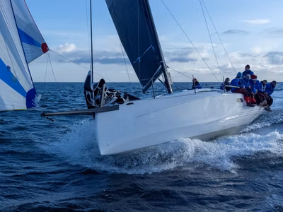 2025 X-Yachts XR 41 