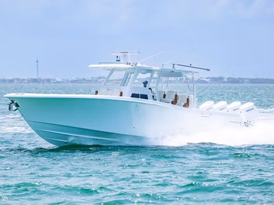 2025 Invincible 43 Open Fisherman 