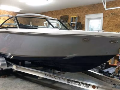 2022 Cobalt Boats CS22