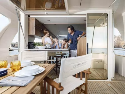 2027 Greenline Yachts 40 Hybrid