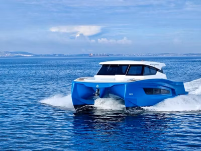 2025 Aventura 38 SC