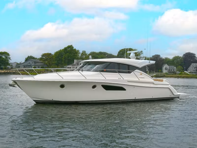 2015 Tiara Yachts C44 Coupe 