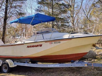 1983 Boston Whaler 25 Revenge