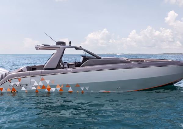2025 Cigarette Racing 42' Auroris